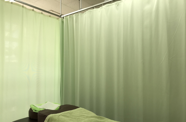 岩手県滝沢市の整骨院 ねむの木はりきゅう整骨院/プライバシーカーテン